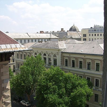 Next Door Apartment Budapest Room photo
